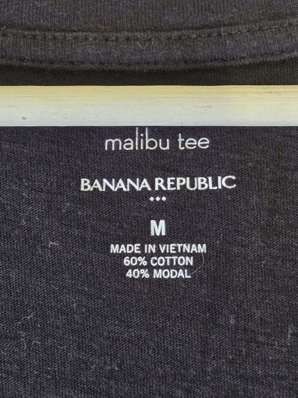 Banana Republic V-Neck Black Tee with Olive Patchwork - Picture 4 of 4